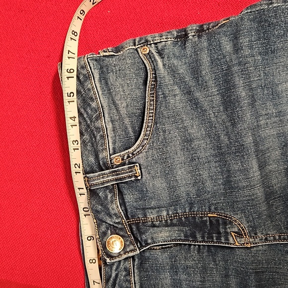 SEVEN 7 size 12 Weekend Short distressed color frayed cut off hem EUC - Picture 9 of 13